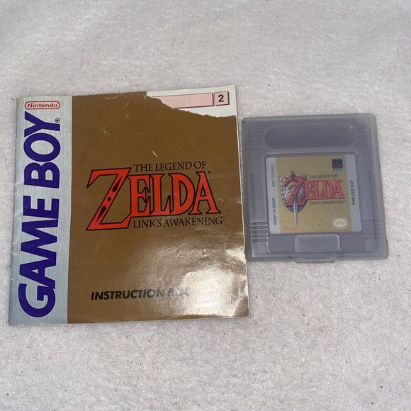 The Legend of Zelda Gameboy Vintage Cartridge Case Instructions DMG-ZL-USA 1993 - Picture 1 of 5